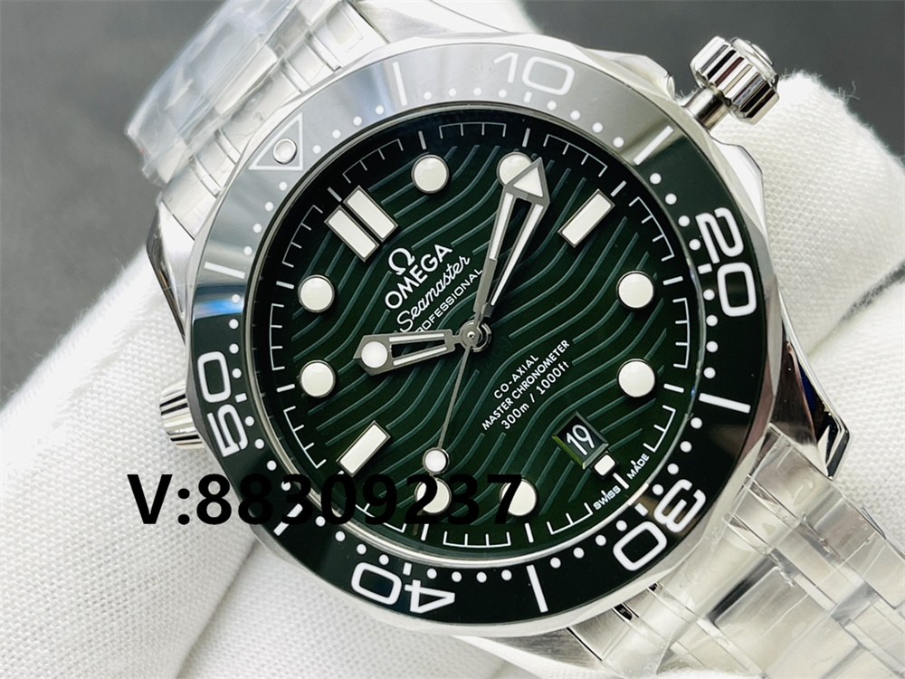 SBF廠(VS廠)歐米茄新品綠海馬300腕表評測插圖2 SBF廠(VS廠)歐米茄新品綠海馬300腕表評測插圖2