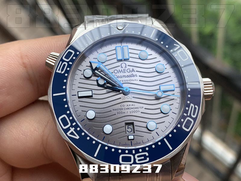 VS廠歐米茄海馬300M藍圈灰盤款復刻表V3版有破綻點嗎-VS手表怎樣插圖1