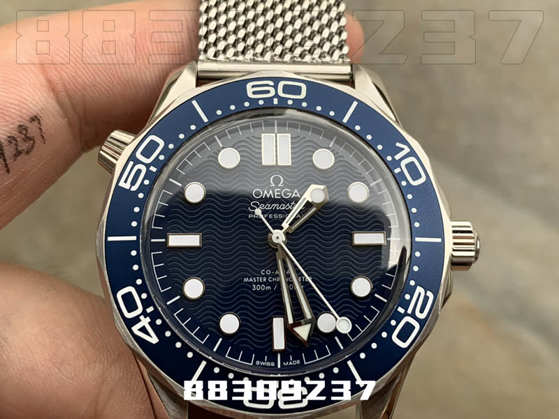 VS廠歐米茄海馬系列300M詹姆斯·邦德六十周年紀念復刻腕表細節評測插圖1